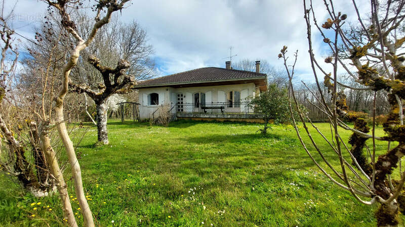 Maison à SIORAC-EN-PERIGORD