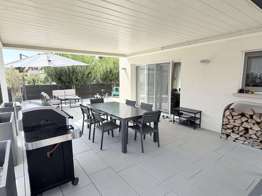 Maison 201 m² à Saint-Louis  - photo 6