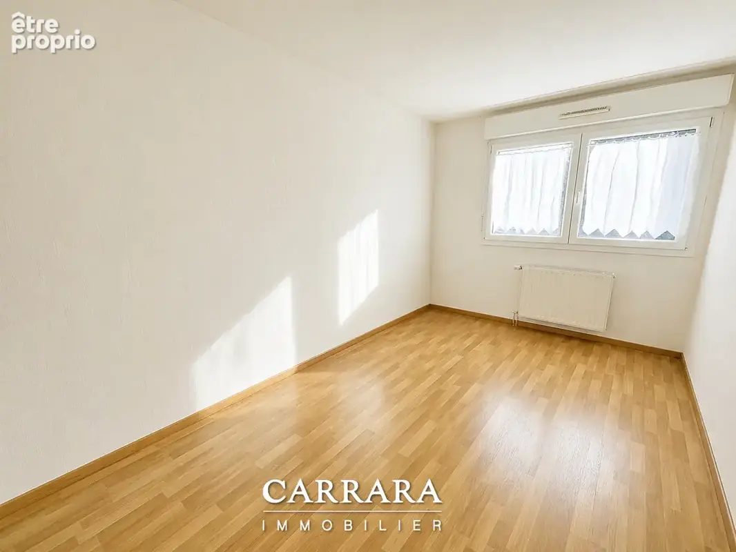 Appartement, T3, lumineux avec terrasse. - photo 6