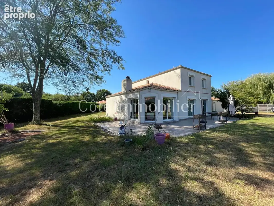 Maison Bouaye 6 pièce(s) 165.22 m2 - photo 2