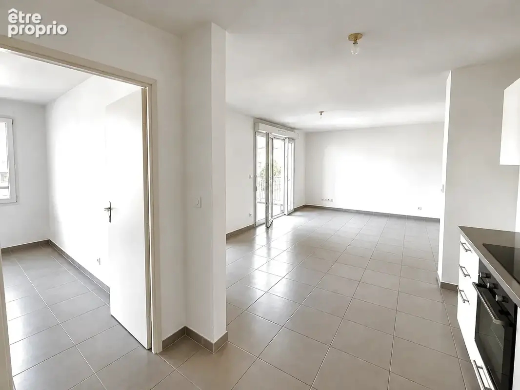 T3 60m2 + Terrasse 11m2 + Garage 13005 Marseille - photo 10