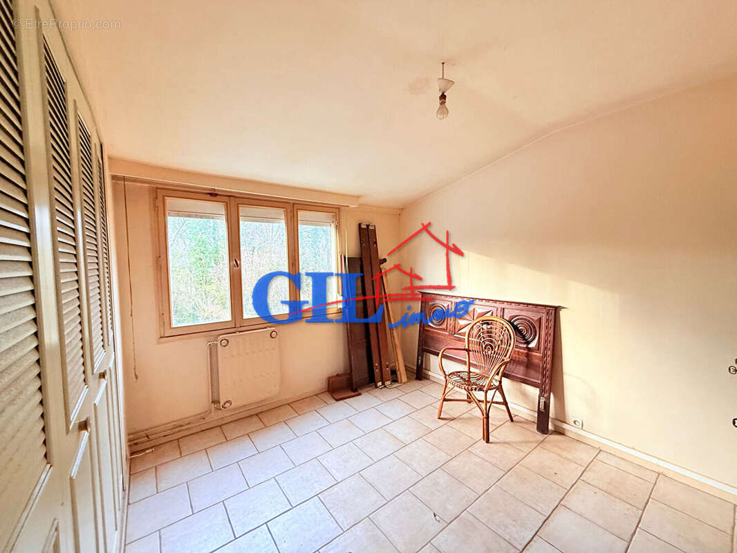 Maison à SAVIGNY-LE-TEMPLE