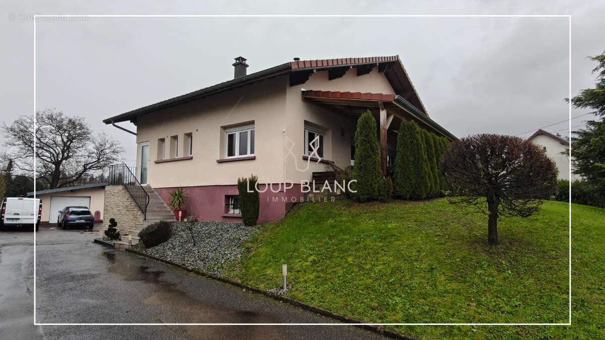 Maison à GRANDVILLARS