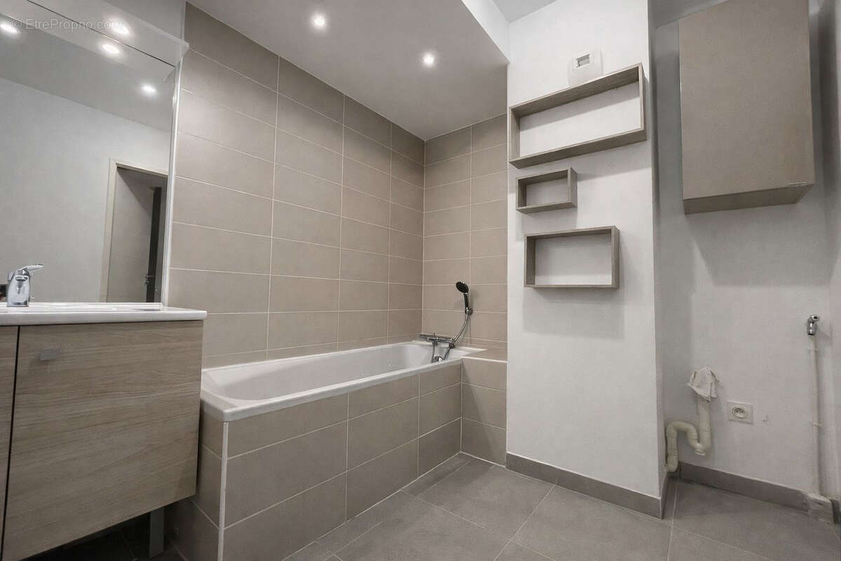 Appartement à MARSEILLE-9E