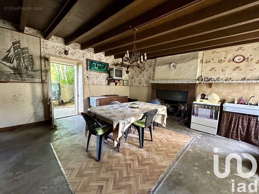 Photo 2 - Maison à FAYE-L'ABBESSE