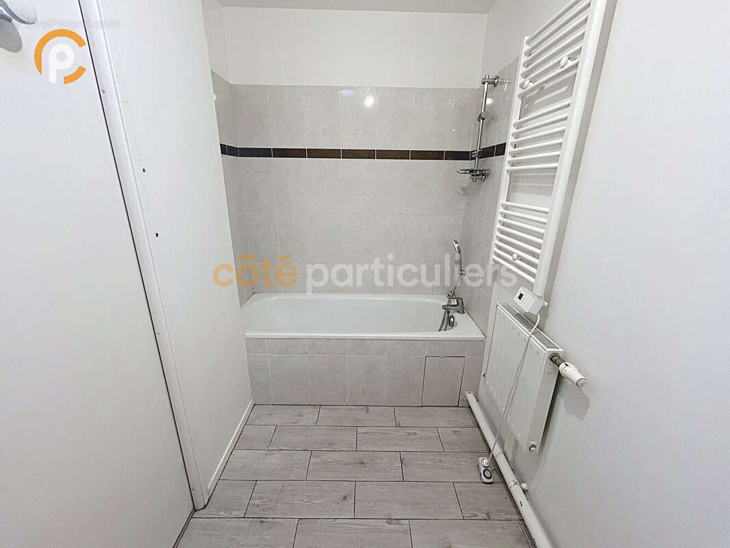 Appartement à IVRY-SUR-SEINE