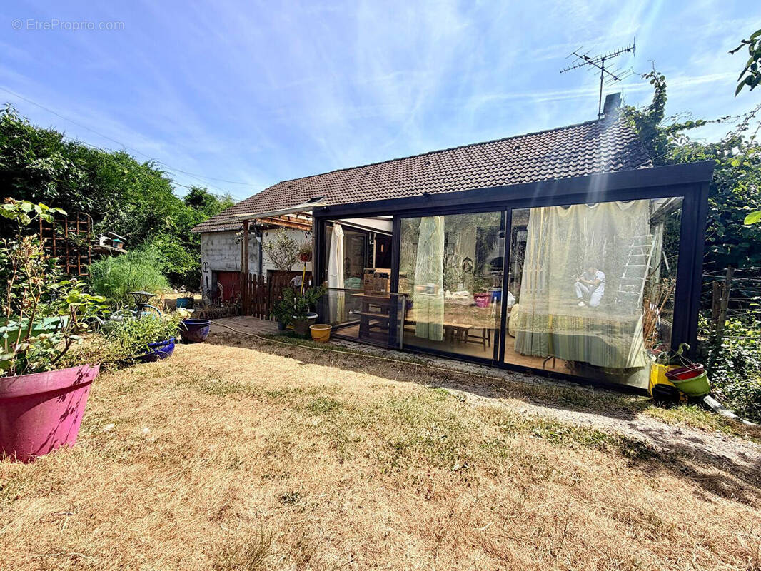 Maison à LA FRESNAYE-SUR-CHEDOUET