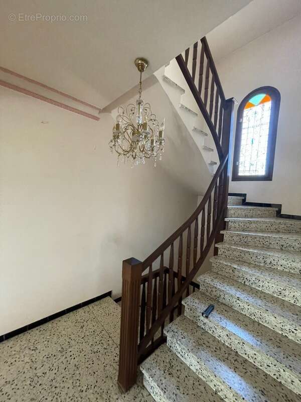 Maison à SAINT-HILAIRE-DE-BRETHMAS