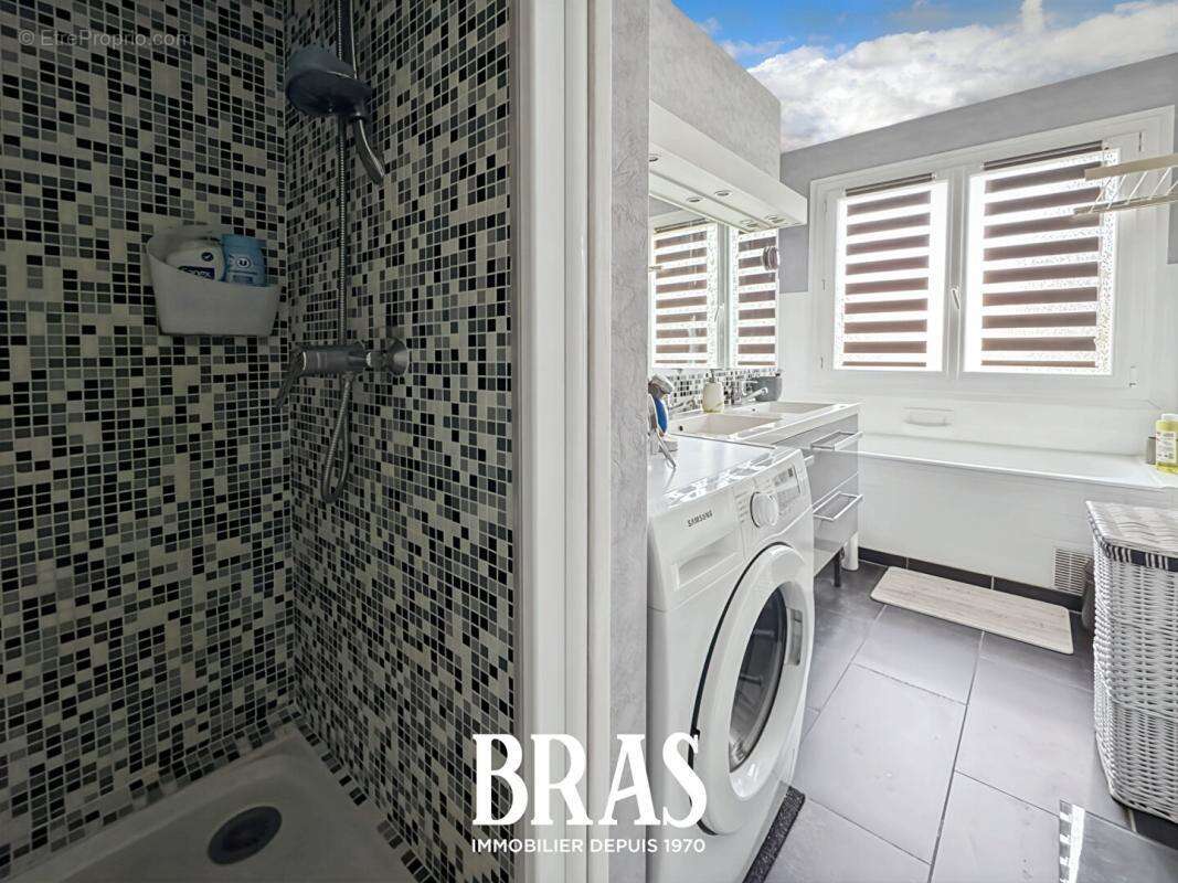 Appartement à SAINT-SEBASTIEN-SUR-LOIRE