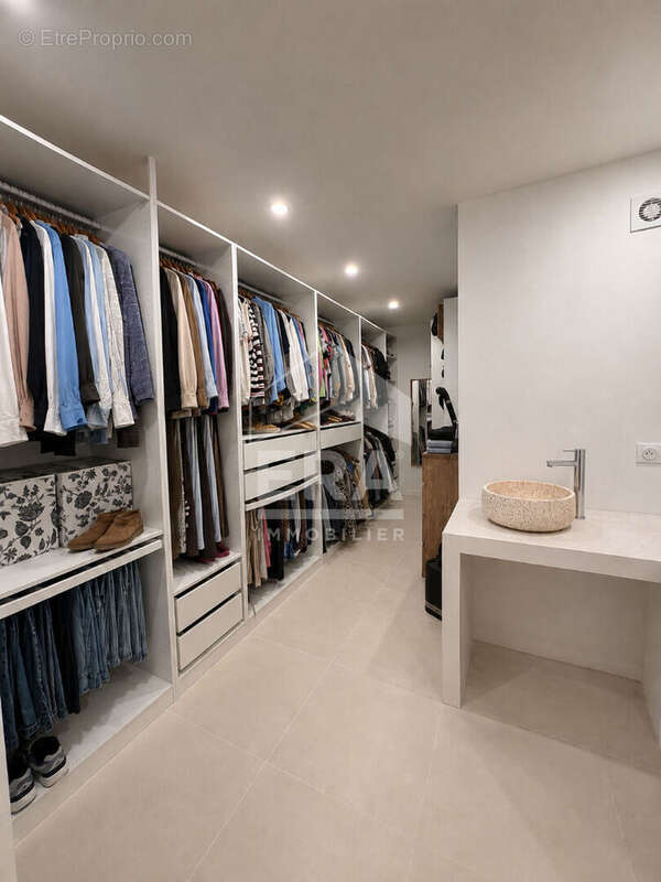 Appartement à SEPTEMES-LES-VALLONS