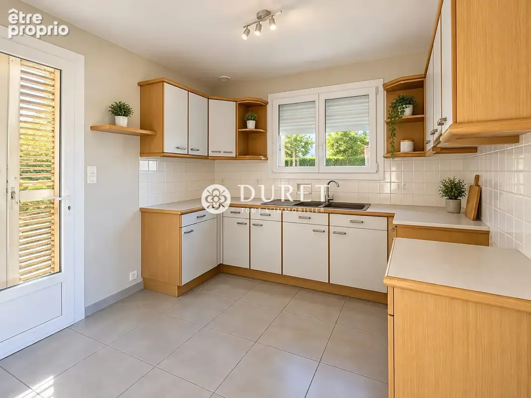 Commerce 80 m² à vendre à Challans (85300) - photo 5