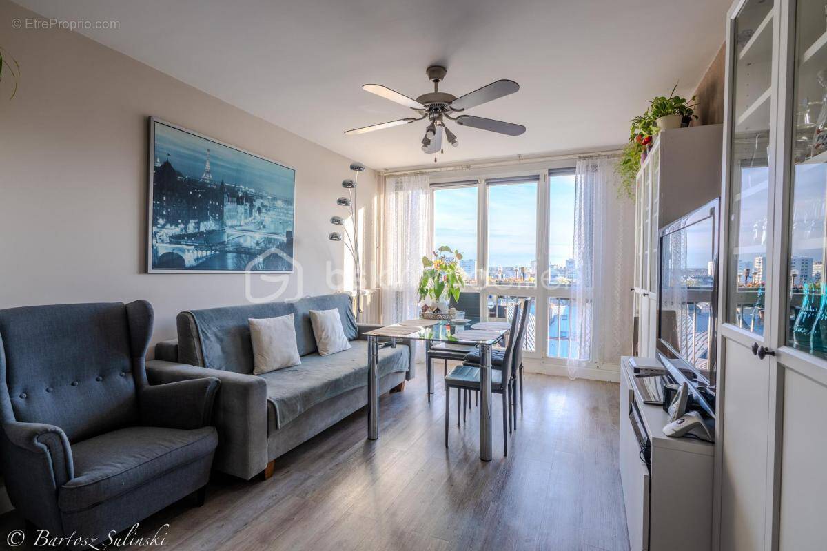 Appartement à VITRY-SUR-SEINE