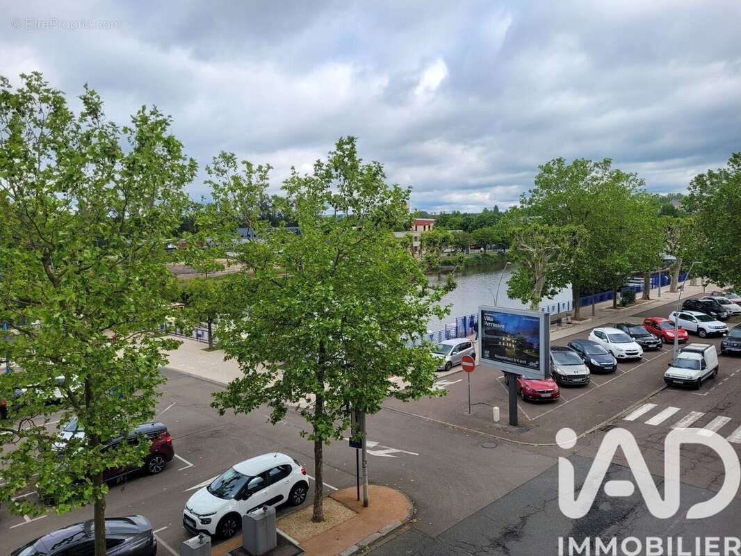 Photo 2 - Appartement à MONTCEAU-LES-MINES
