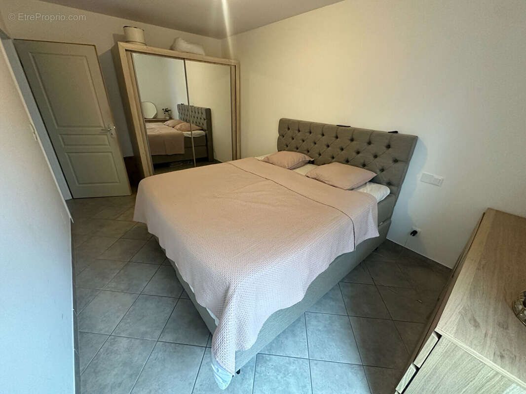 Appartement à AMNEVILLE