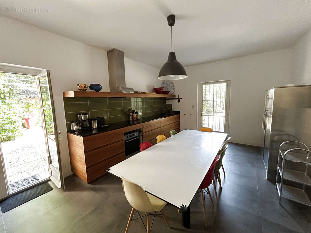 Maison à SAINT-QUENTIN-LA-POTERIE