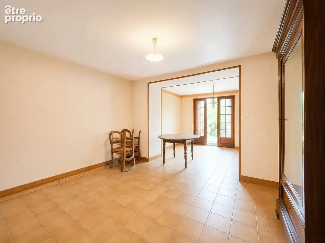 Maison 150 m² à Ruelle-Sur-Touvre  - photo 8