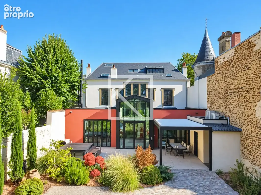 Photo Maison à Le Mans au prix de 1 690 000€