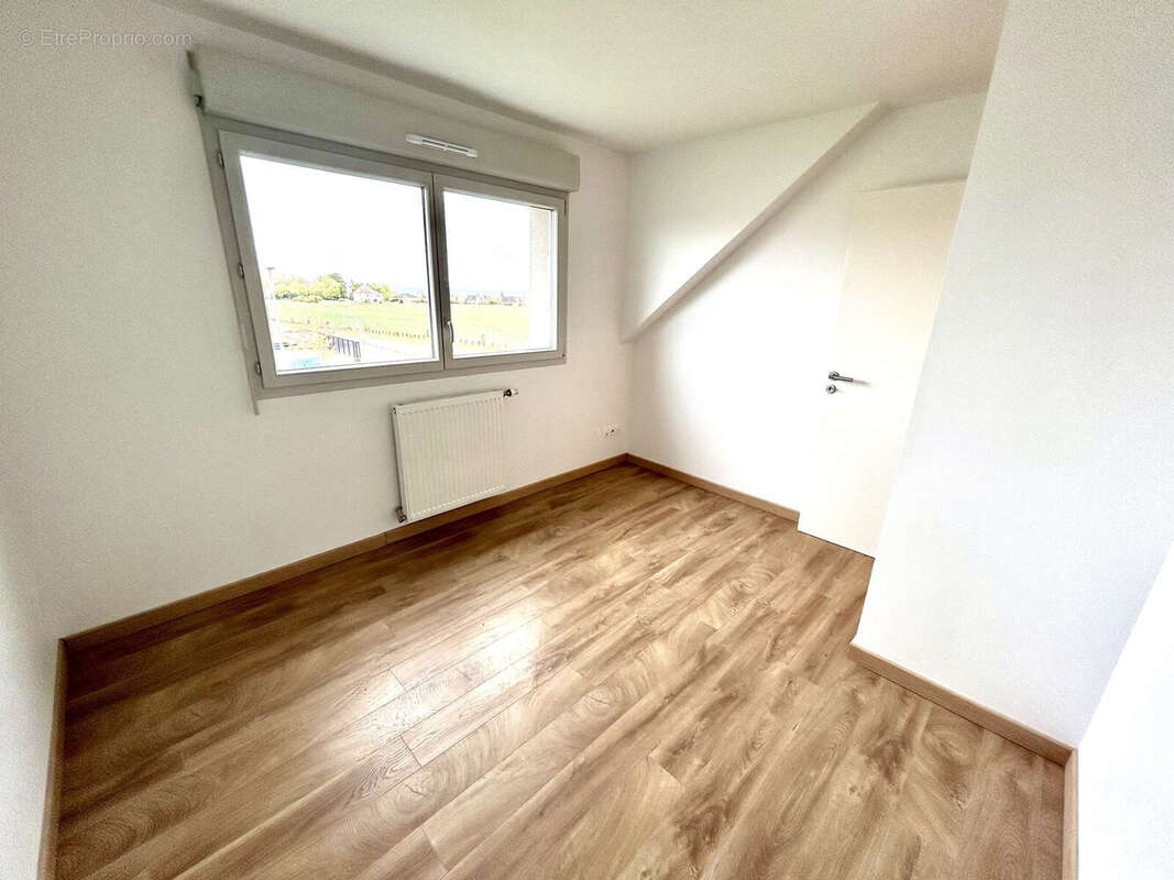 Appartement à HAUTEVILLE-LES-DIJON