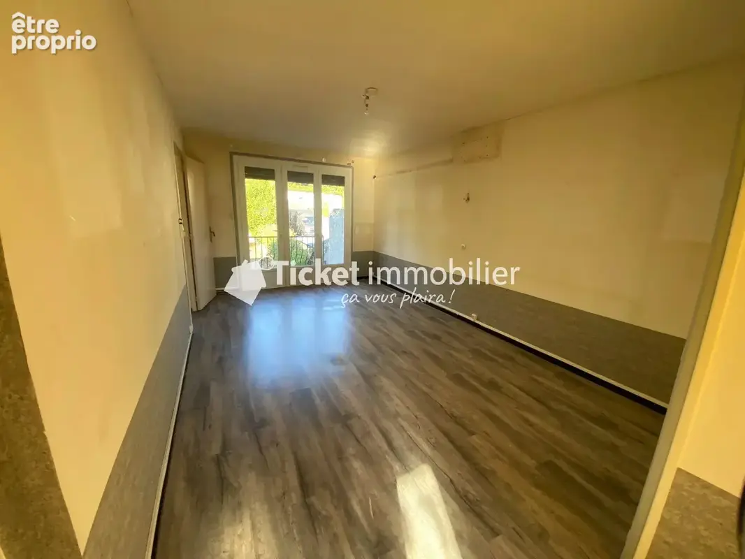 Appartement t3 52,5m2 pompignan 1er étage avec balcon, jardin de 40m2 et accès privatif, sans charges de copropriété, toiture ne - photo 6