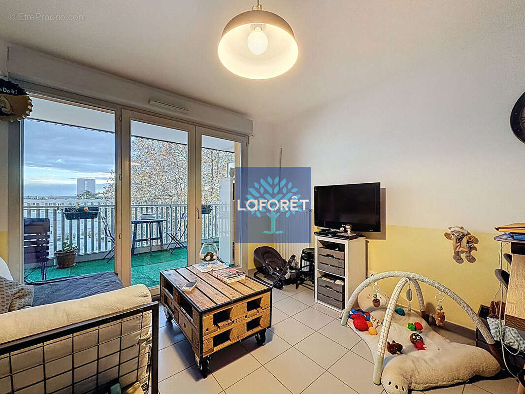 Appartement à VENISSIEUX