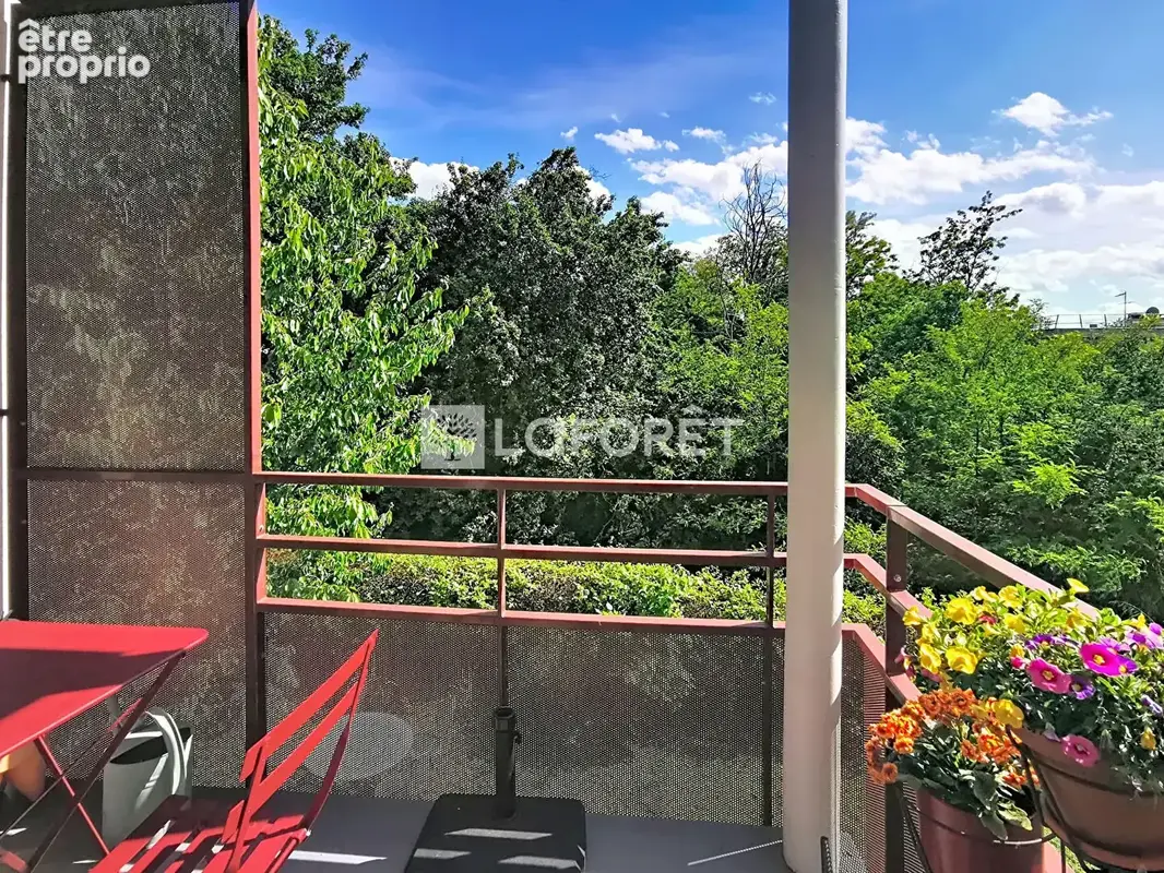 Appartement Genay 4 pièce(s) 80.4 m2, lumineux et sans travaux - photo 2