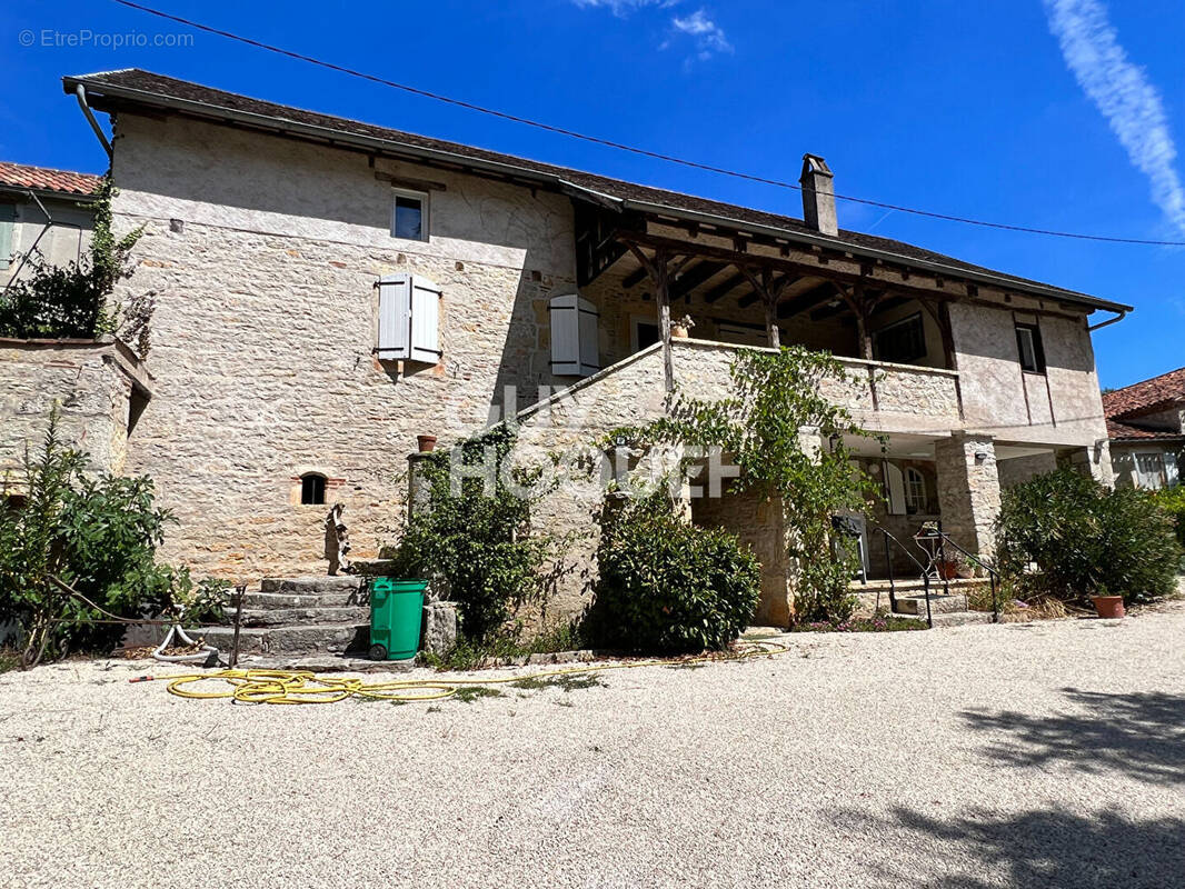 Maison à SAINT-GERY