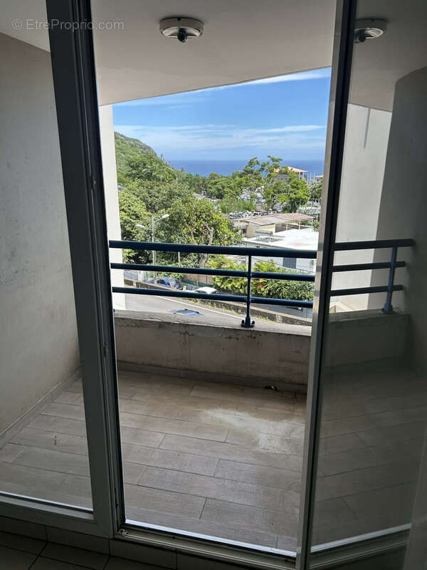 Appartement à SAINT-DENIS