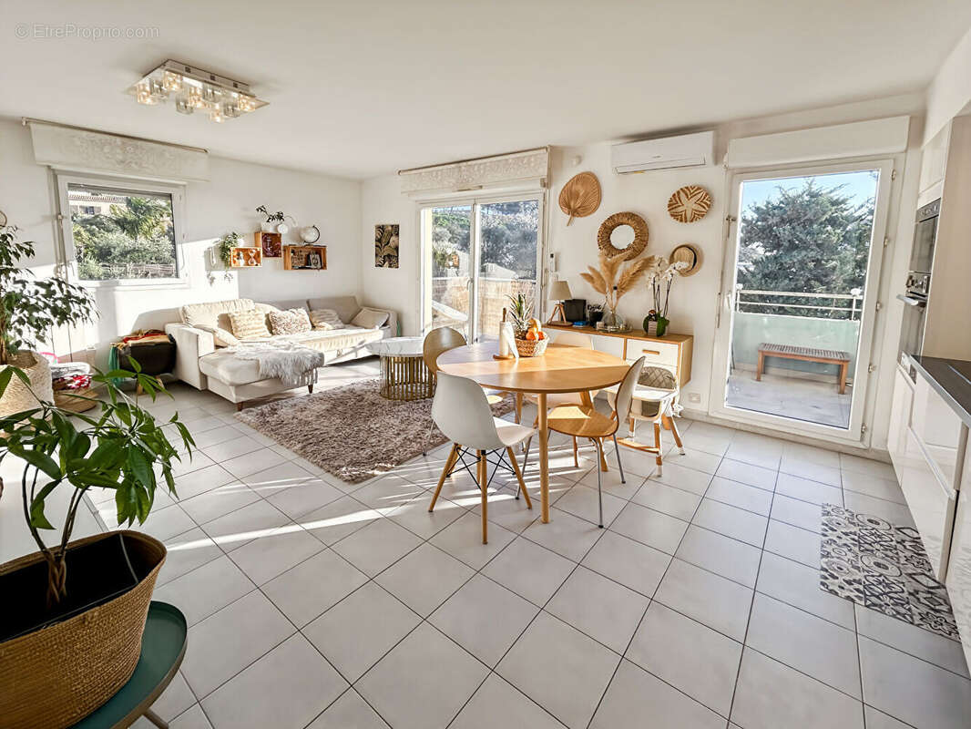 Appartement à MARSEILLE-15E