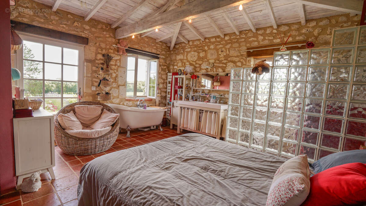 Maison à TOUFFAILLES