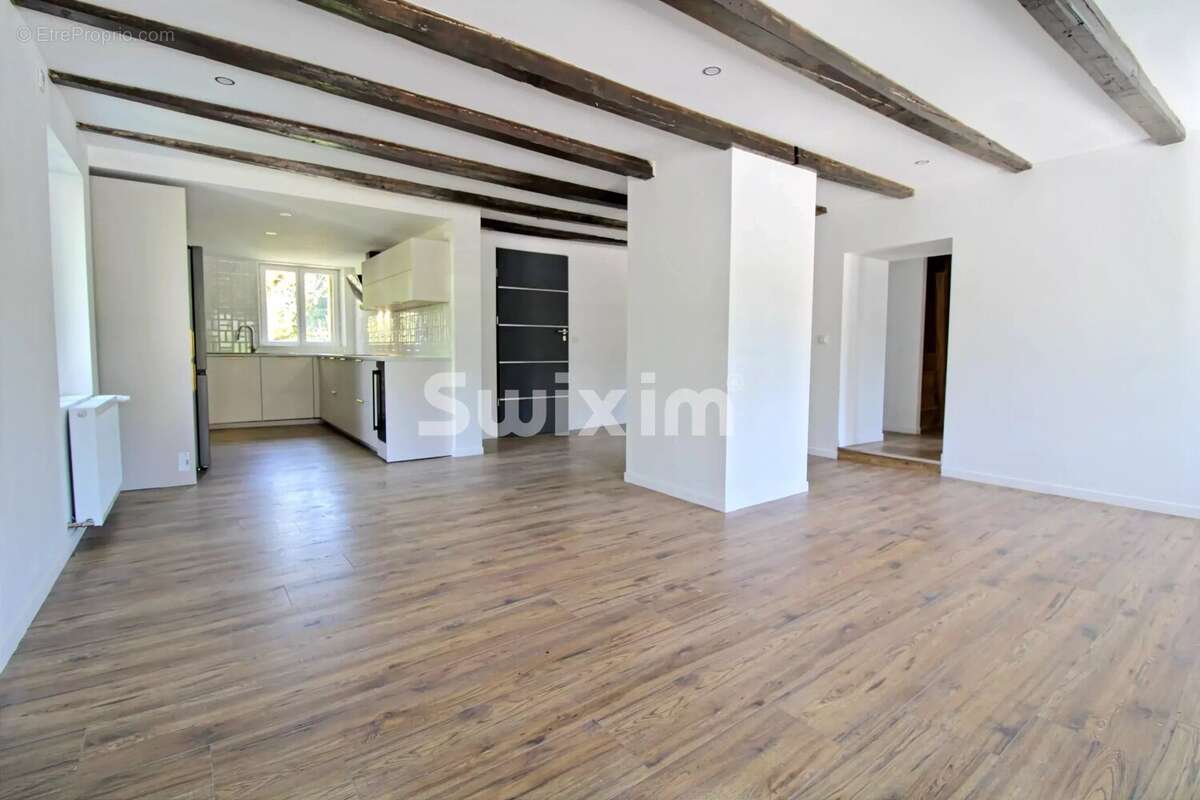 Appartement à LES ROUSSES