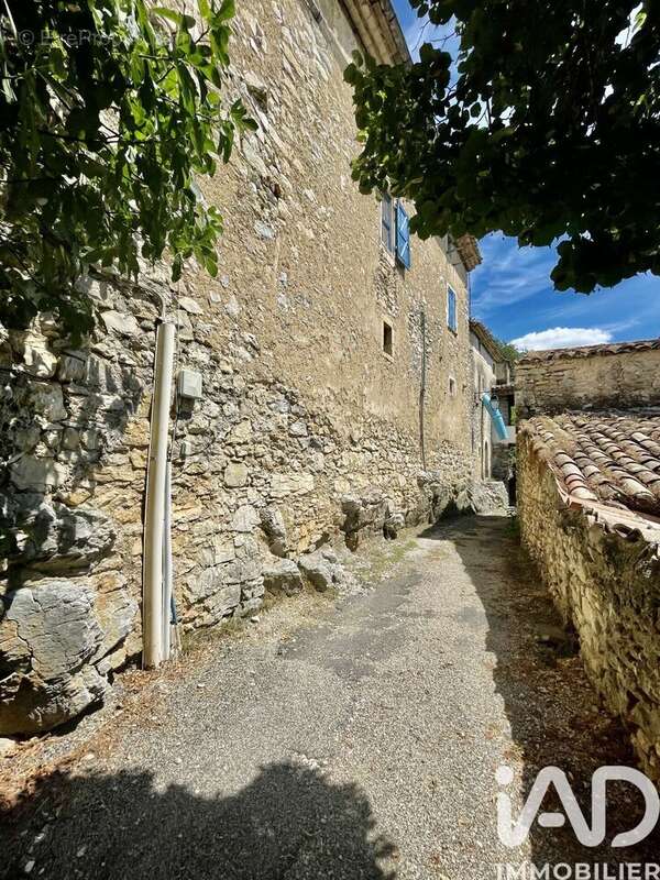 Photo 4 - Maison à LUSSAN