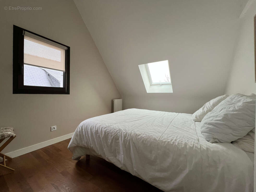 Maison à SAINT-JACUT-DE-LA-MER