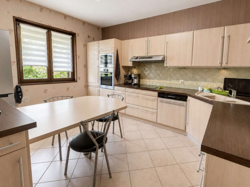 Maison à AMBERIEU-EN-BUGEY