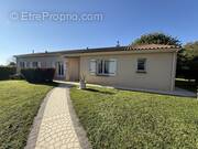 Maison à LA ROCHETTE