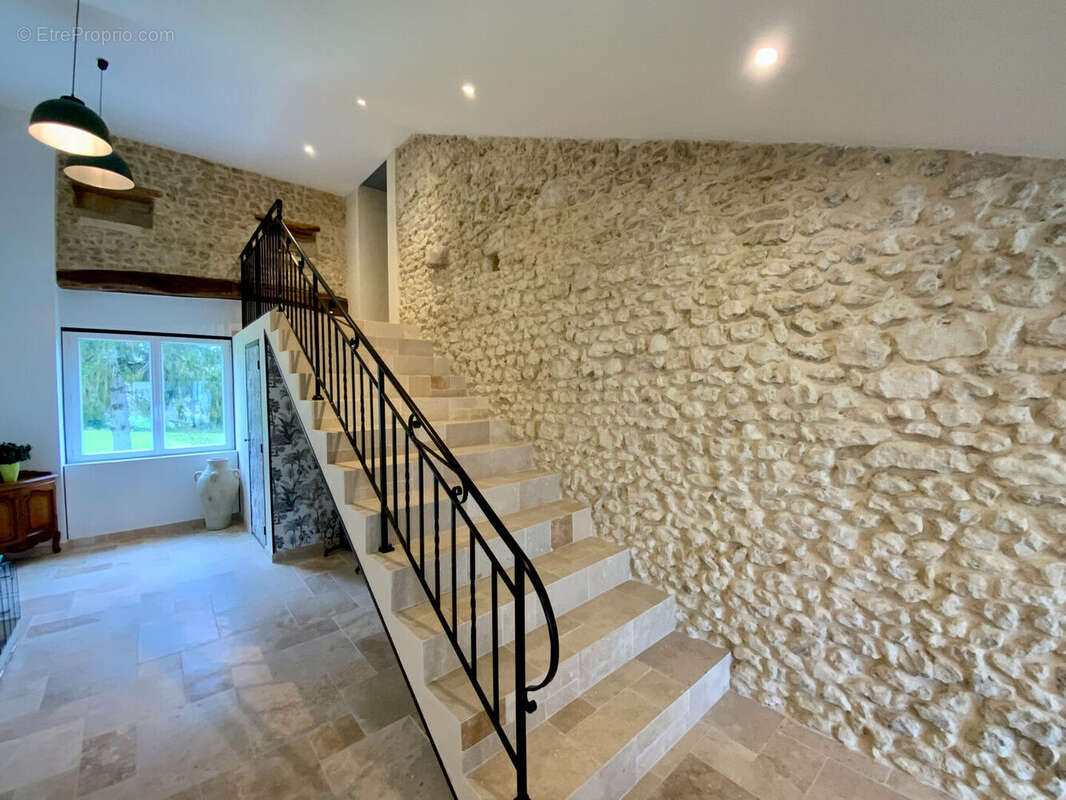Maison à MIRAMBEAU