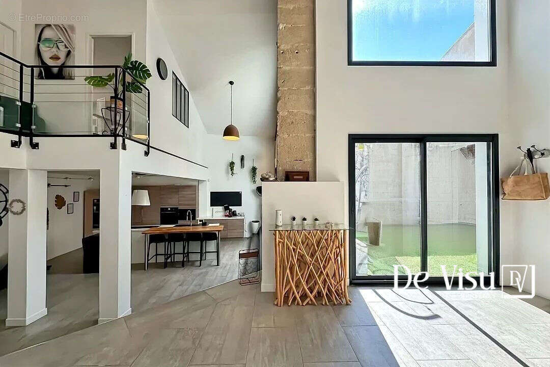 Maison à SAINT-JEAN-DE-VEDAS