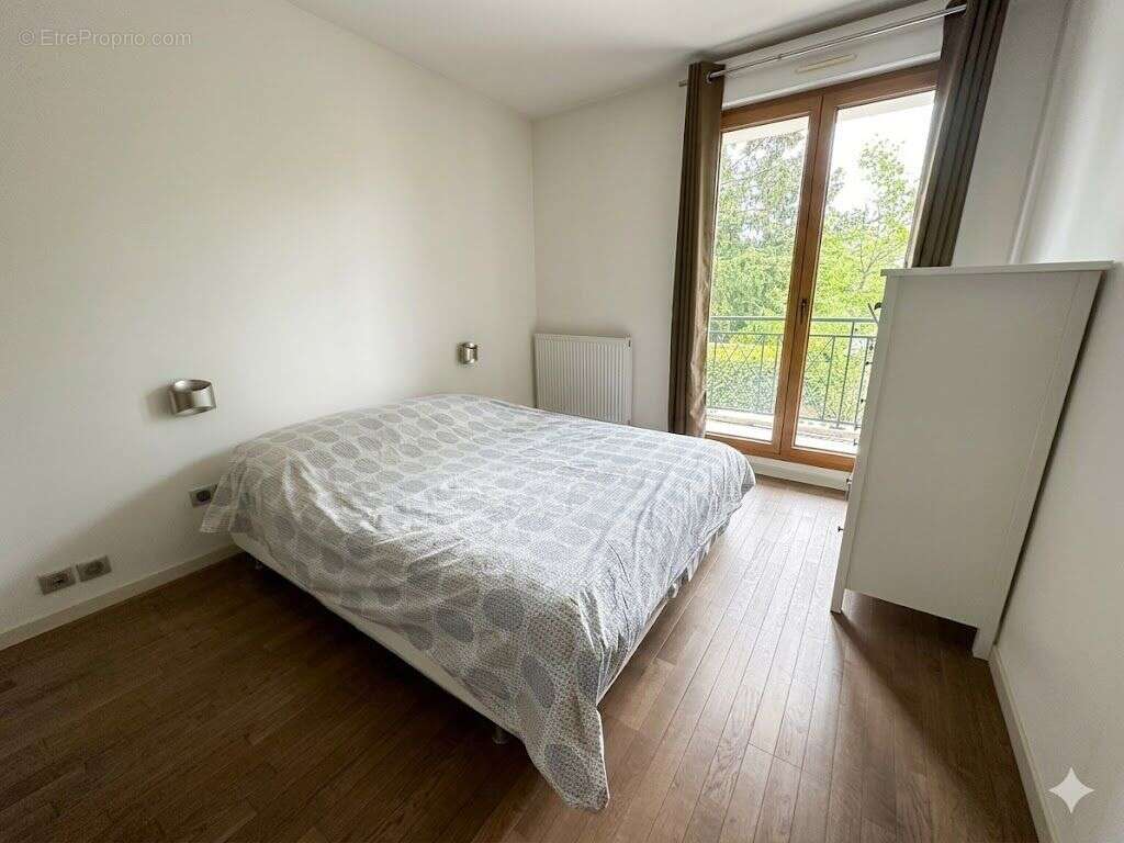 Appartement à LE RAINCY