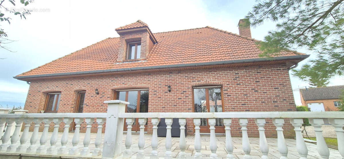 Maison à BRUAY-LA-BUISSIERE