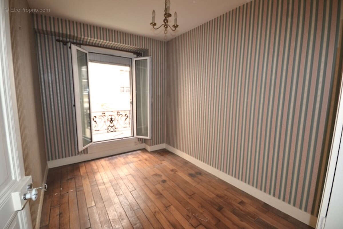Appartement à PARIS-9E