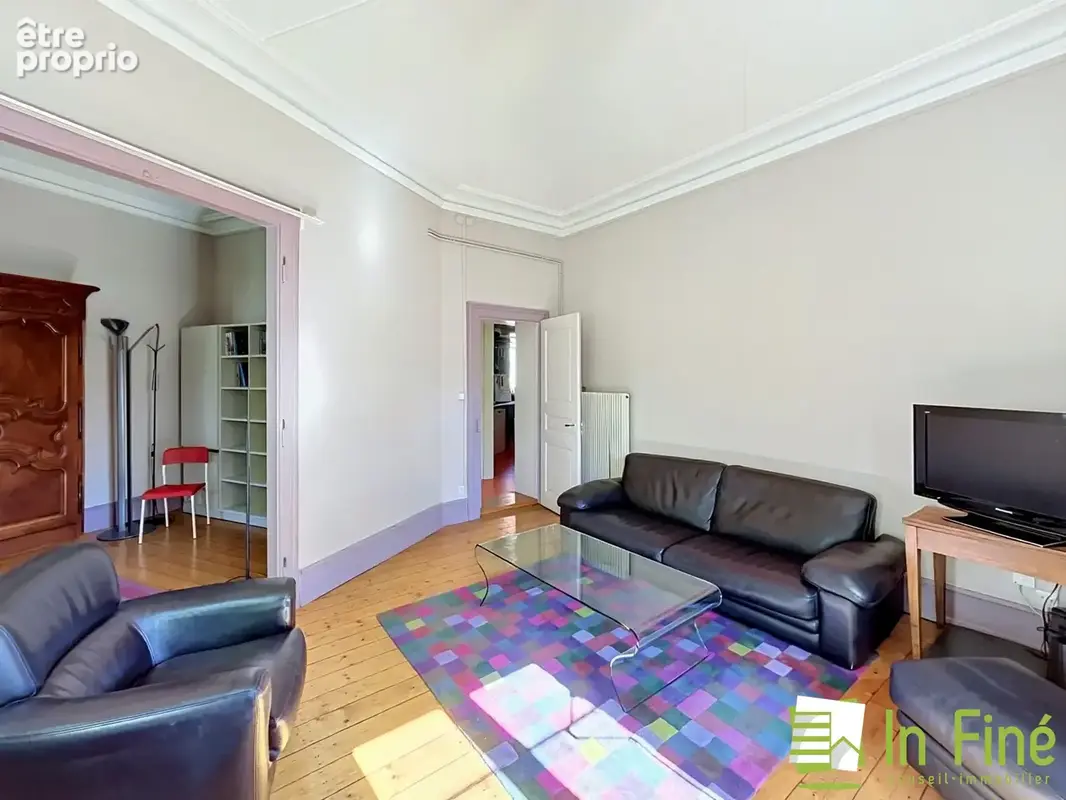 Appartement 4 pièces 95 m² à vendre à Strasbourg (67000) - photo 2
