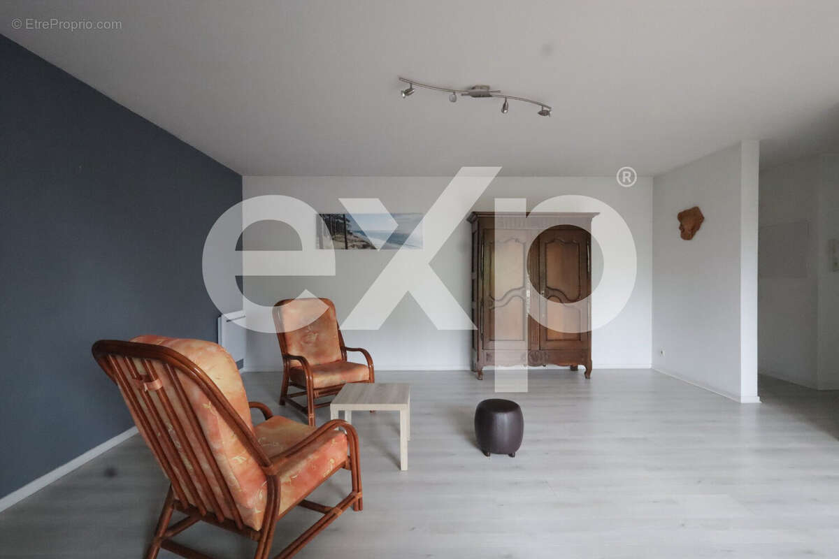 Appartement 64 m² à Cenon  - photo 7