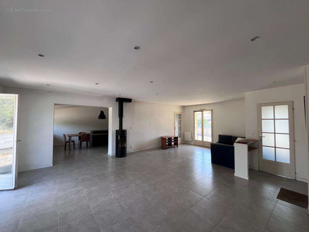Maison À Vendre - photo 3