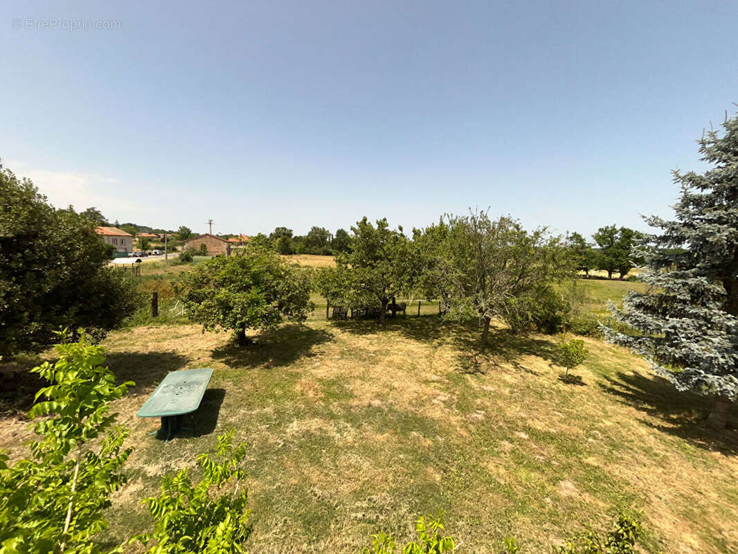 Maison à LA PACAUDIERE