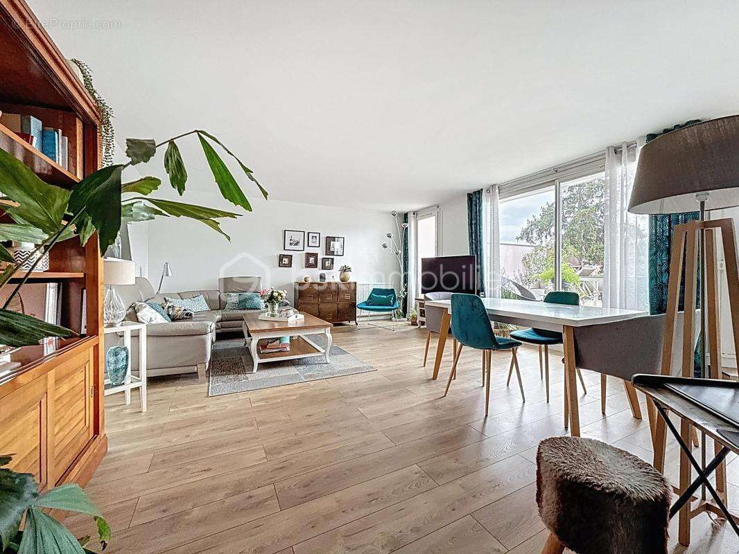 Appartement à TAVERNY