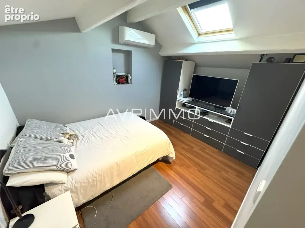 EXCLUSIVITE - Duplex 148 m2 Saint-Cyr-sur-Mer centre   Terrasse tropézienne possible   Sans charges  AVP IMMO - photo 8