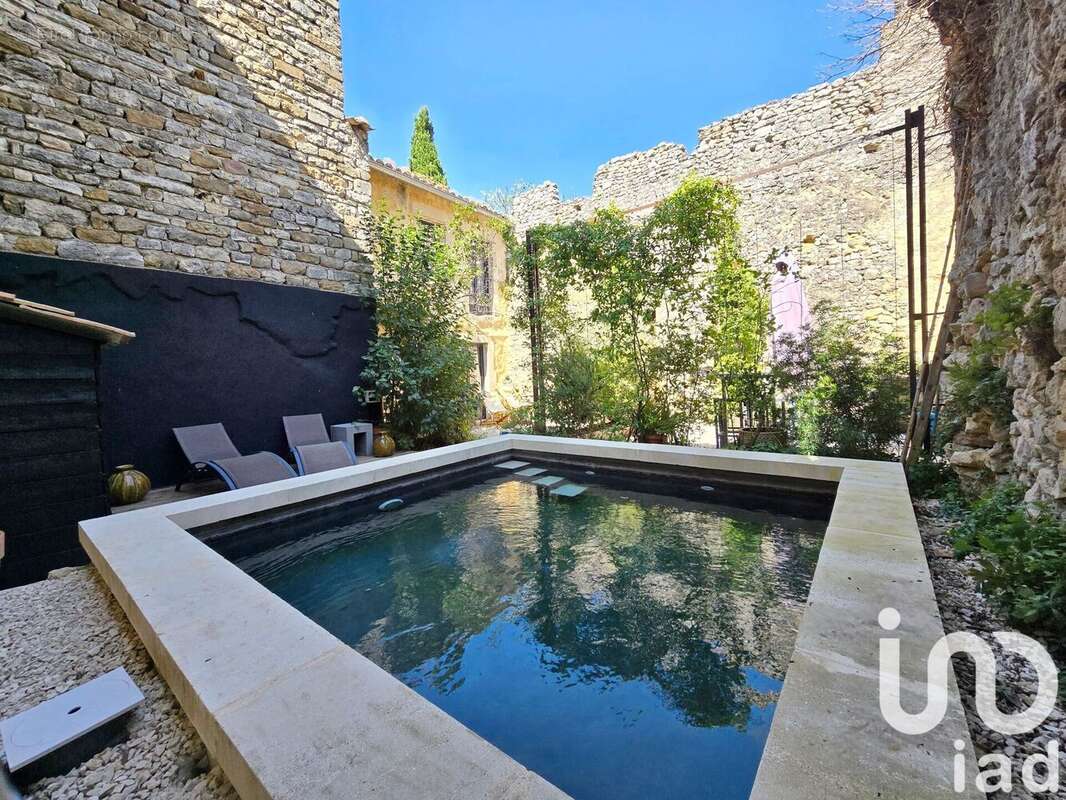 Maison 133 m² à Cornillon  - photo 4