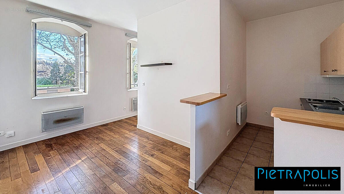 Appartement à LYON-9E