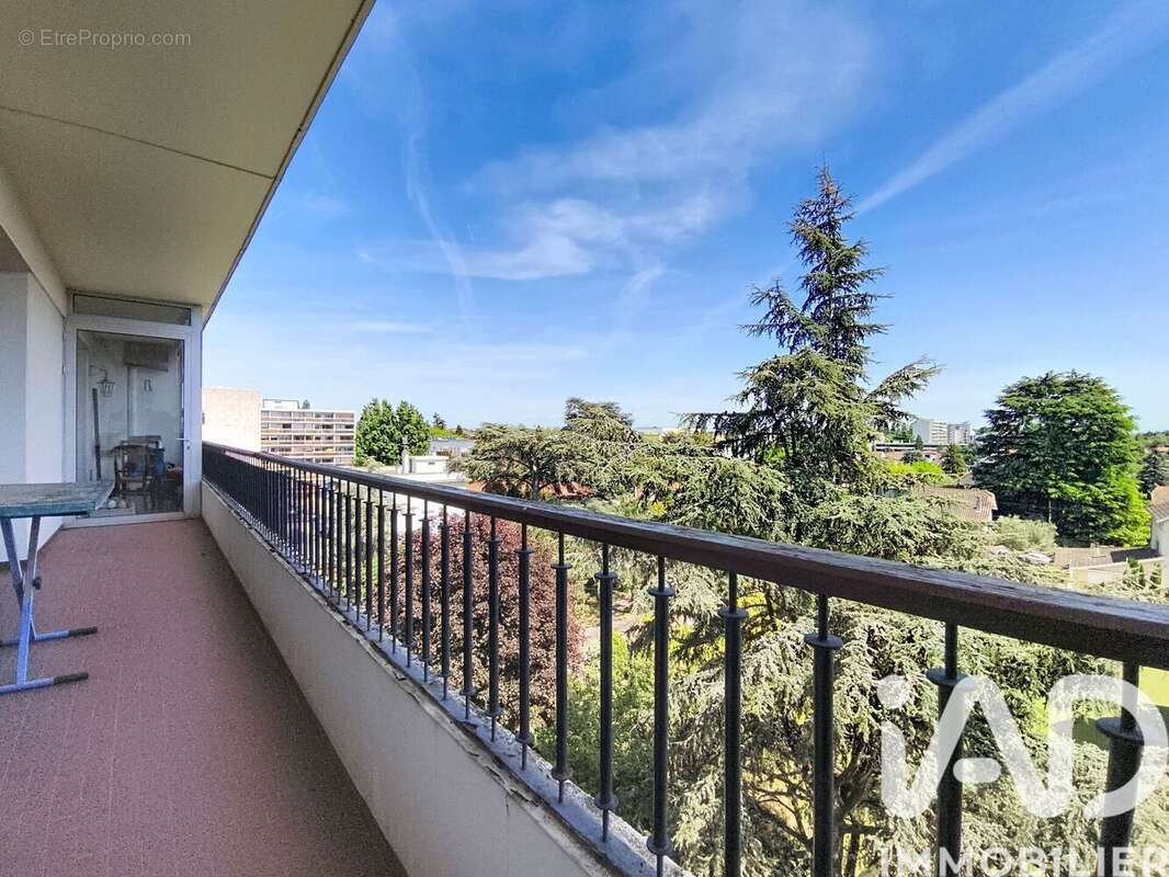 Photo 8 - Appartement à BRON