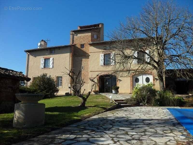 Maison à LA SALVETAT-BELMONTET
