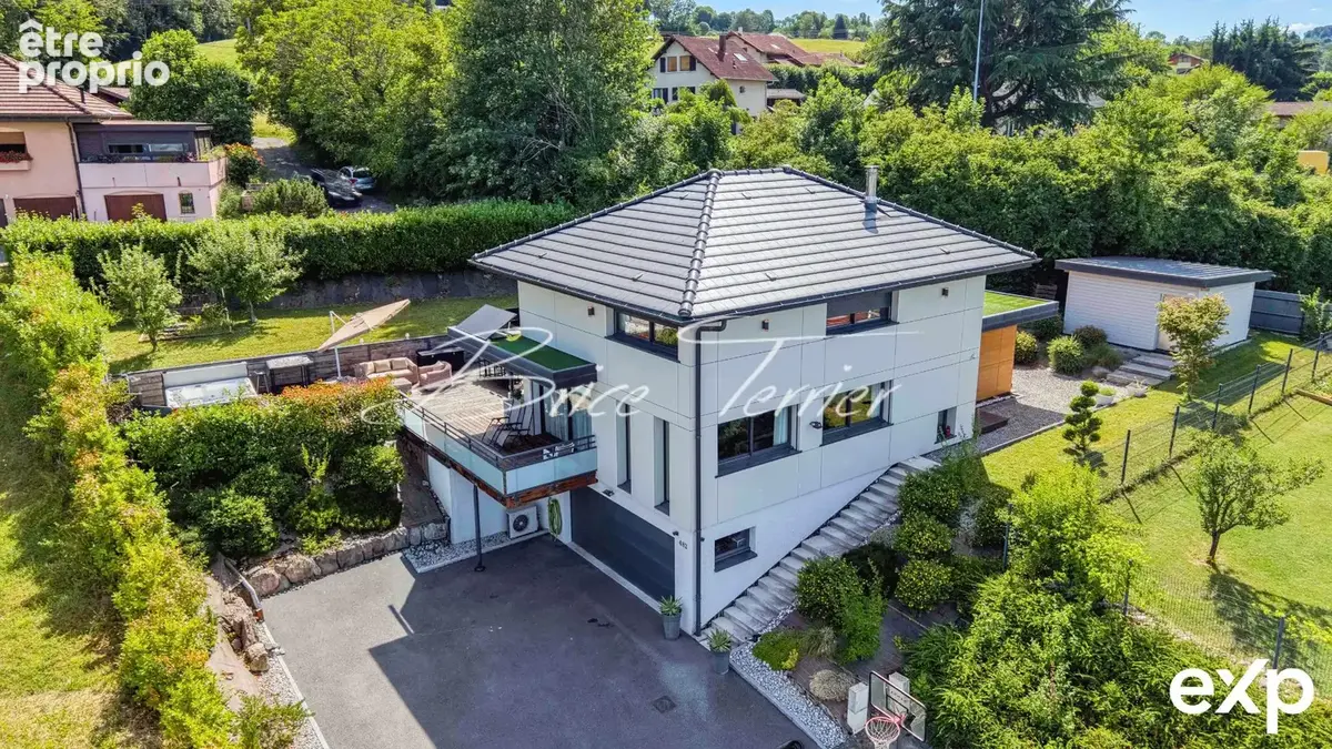 Maison 154 m² à La Roche-Sur-Foron  - photo 3